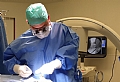 لأول مرة في البلاد وفي"هيلل يافه": عملية جراحية مبتكرة لتصحيح انحراف العمود الفقري جانبيا من خلال جدار البطن